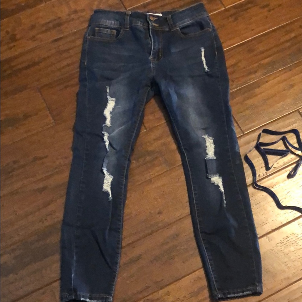 25 inch inseam, distressed, skinny jeans